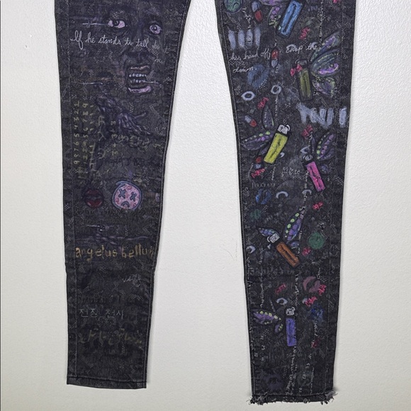ELLE graffiti jeans - Picture 4 of 11